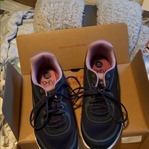Ryka Women’s Navy Sneakers with Pink Lining